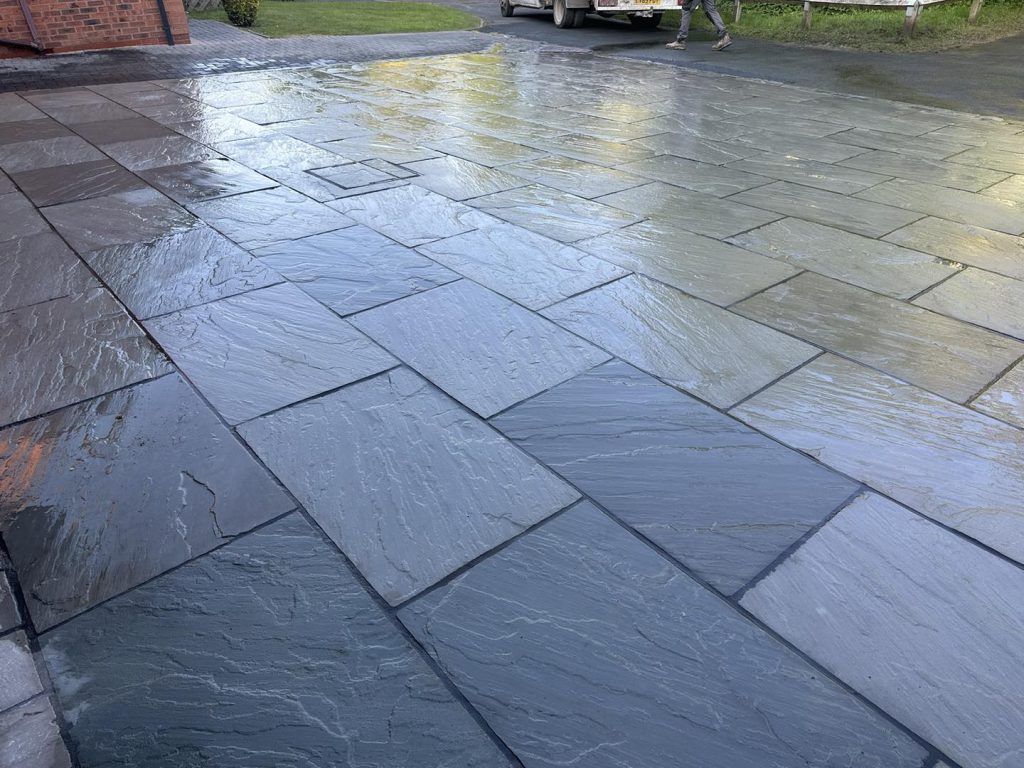 paving and natural stone driveways and patios preston