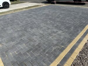 Completed block paving driveway at Thornton-Cleveleys home